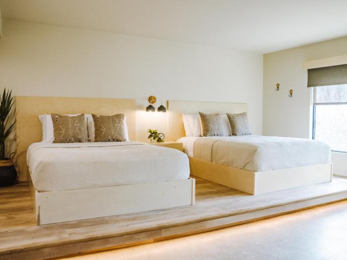 brut hotel