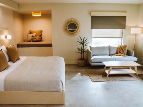 brut hotel