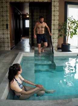 skalakot manor hotel