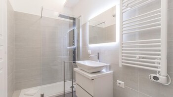 mi mosc46bs garibaldi 104 b