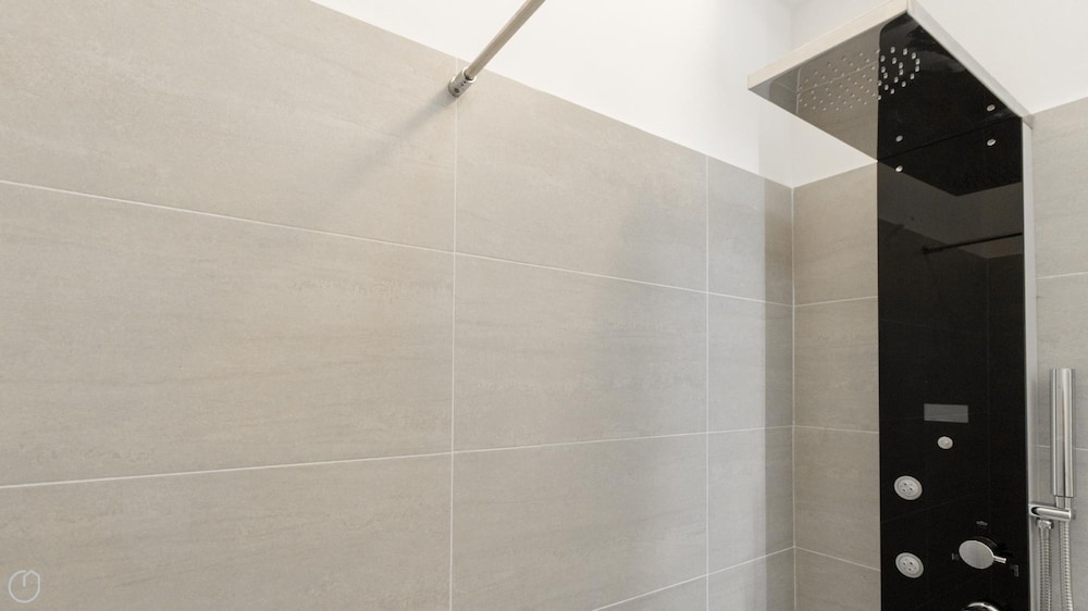 mi mosc46bs garibaldi 104 b