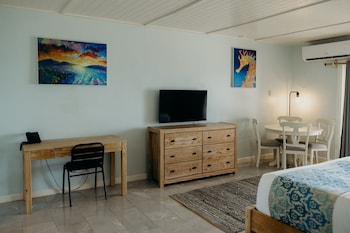 grapetree bay hotel and villas