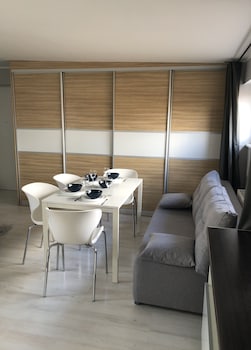 kw38 great view 2 min to townhall