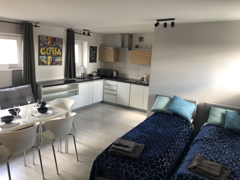 kw38 great view 2 min to townhall