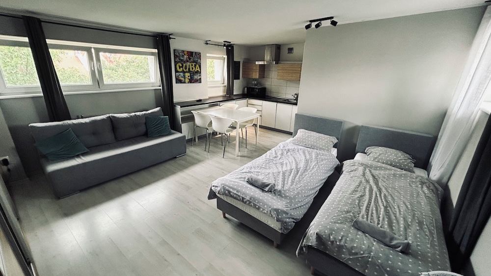 kw38 great view 2 min to townhall