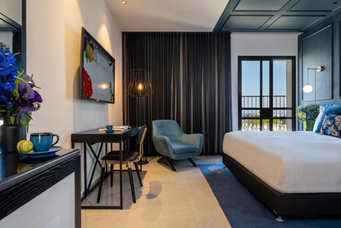 hotel botanica limited edition by fattal