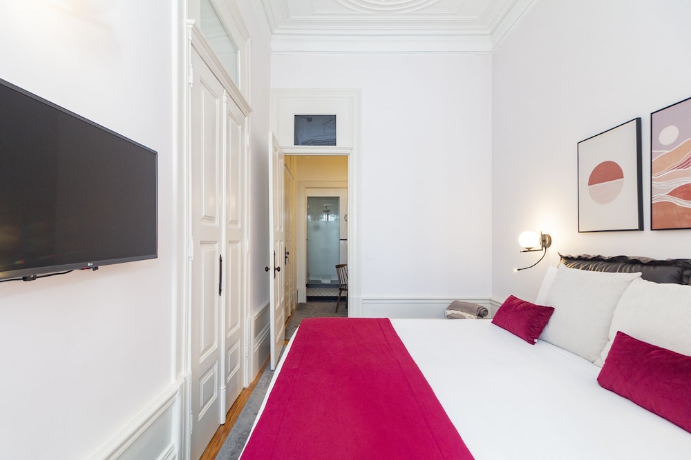 marques garden house by olivia