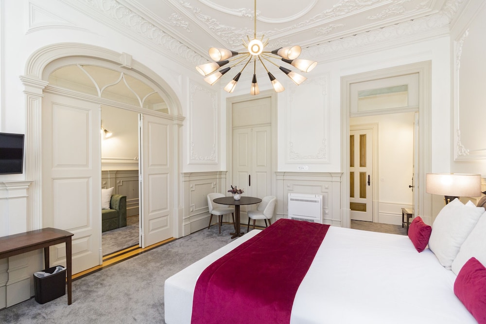 marques garden house by olivia