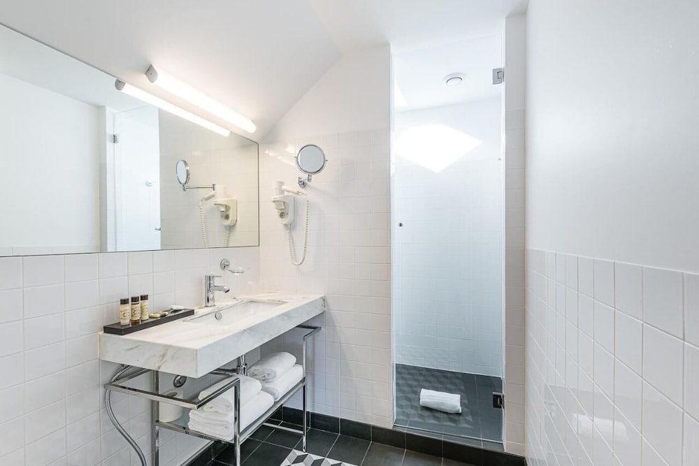 marques garden house by olivia