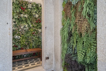 marques garden house by olivia