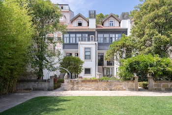 marques garden house by olivia