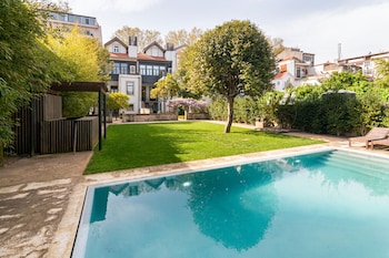 marques garden house by olivia