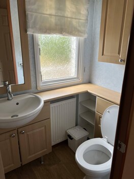 2 bedroom caravan at heacham beach with decking