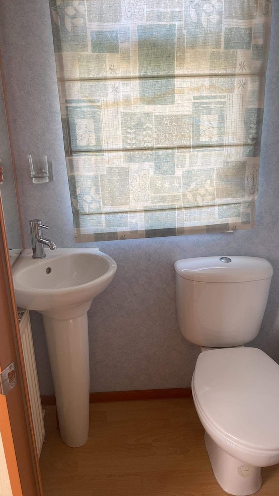 2 bedroom caravan at heacham beach with decking