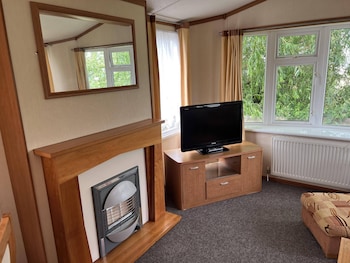 2 bedroom caravan at heacham beach with decking