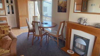 2 bedroom caravan at heacham beach with decking