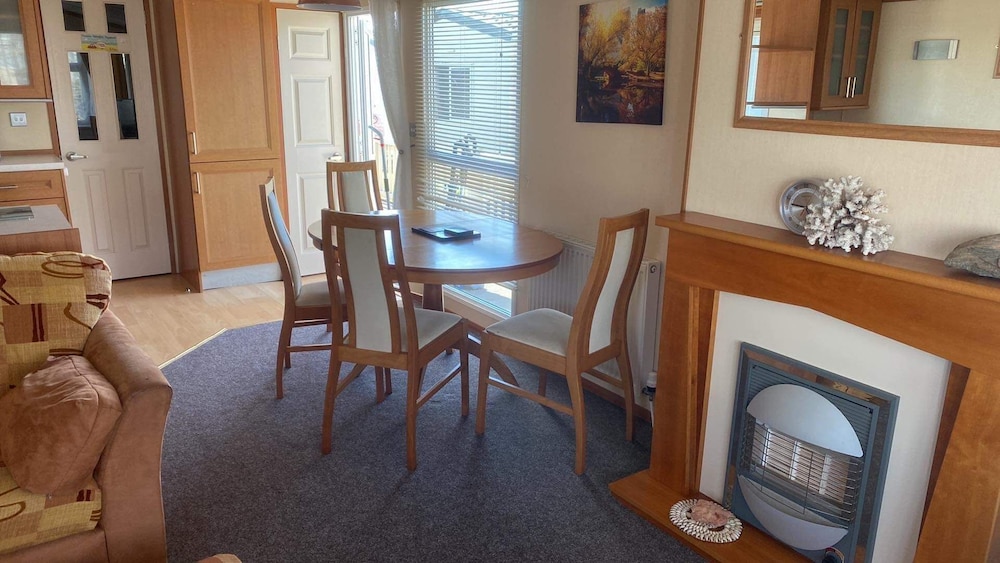 2 bedroom caravan at heacham beach with decking