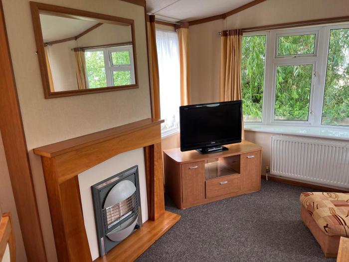 2 bedroom caravan at heacham beach with decking