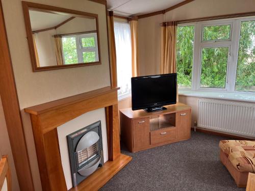 2 bedroom caravan at heacham beach with decking