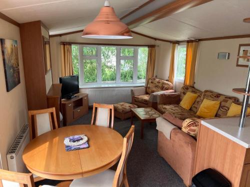 2 bedroom caravan at heacham beach with decking