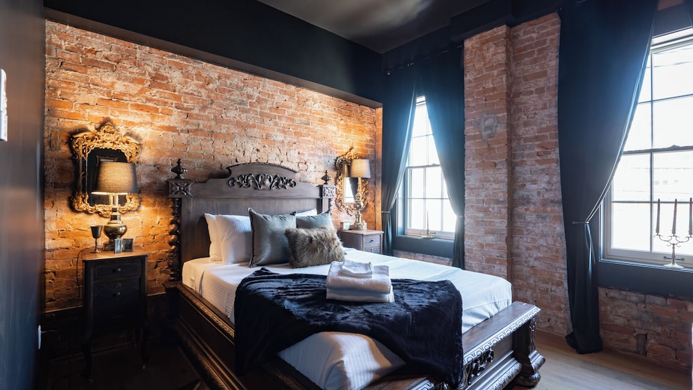 pickle factory hotel