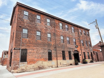 pickle factory hotel