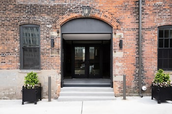 pickle factory hotel