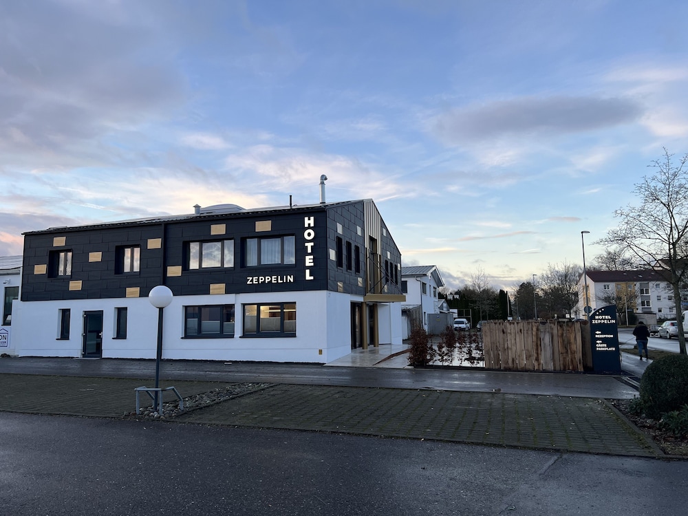 hotel zeppelin