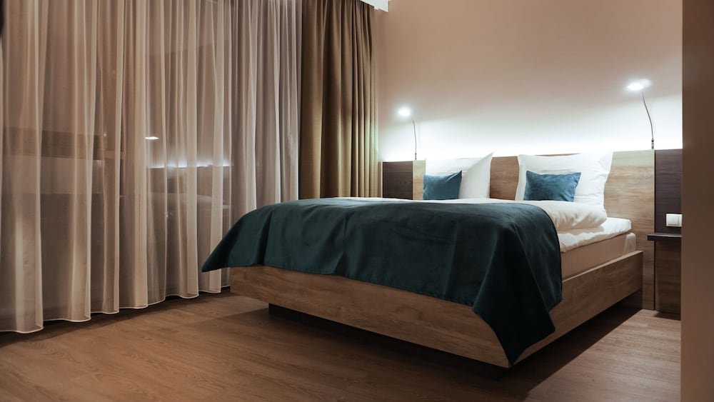 h24 stadthotel bernau