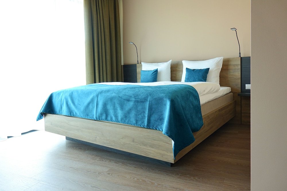 h24 stadthotel bernau