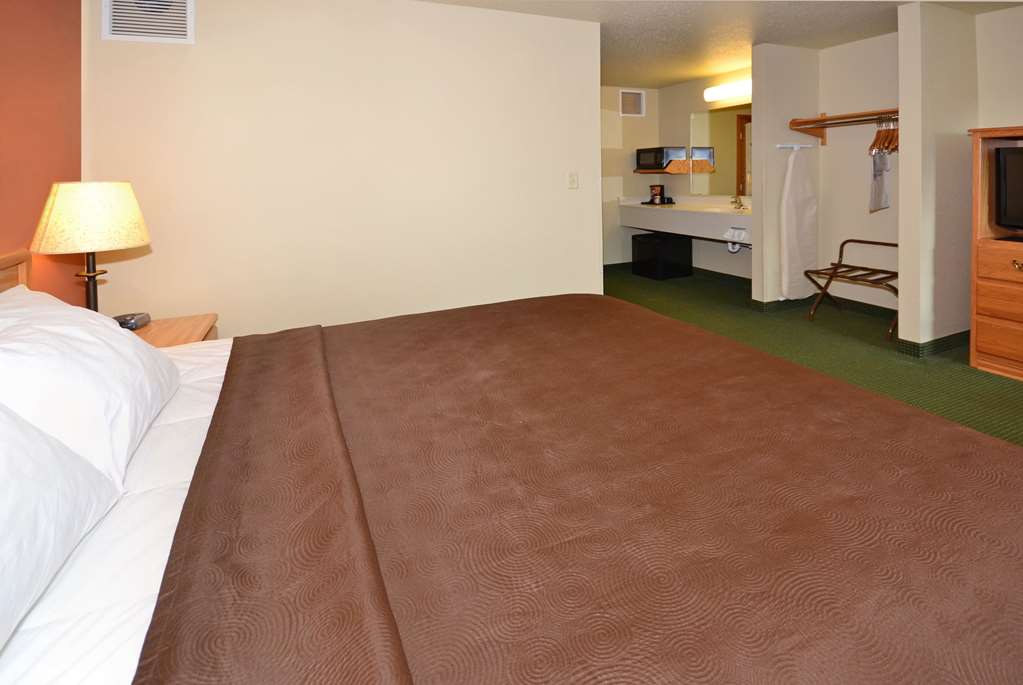 black beach inn by grandstay