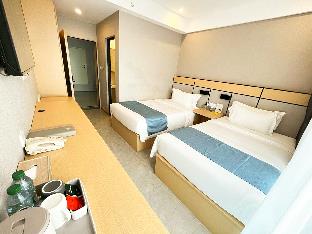 ark hotel