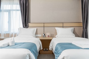 ark hotel