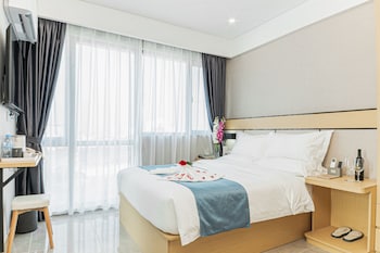 ark hotel