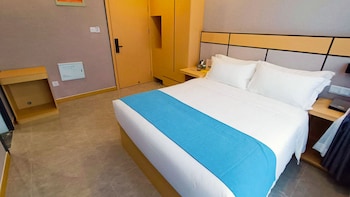 ark hotel