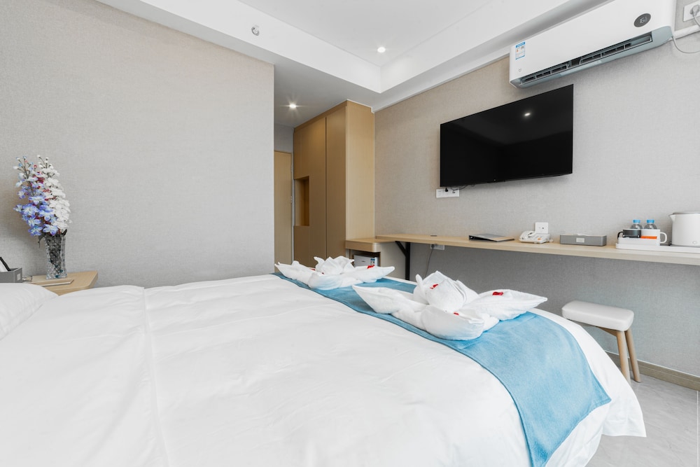 ark hotel