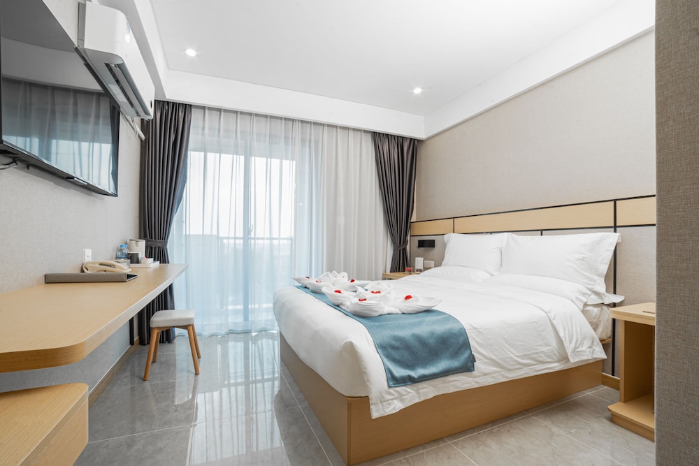 ark hotel