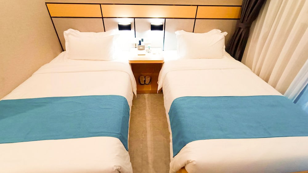 ark hotel
