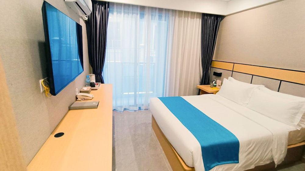 ark hotel