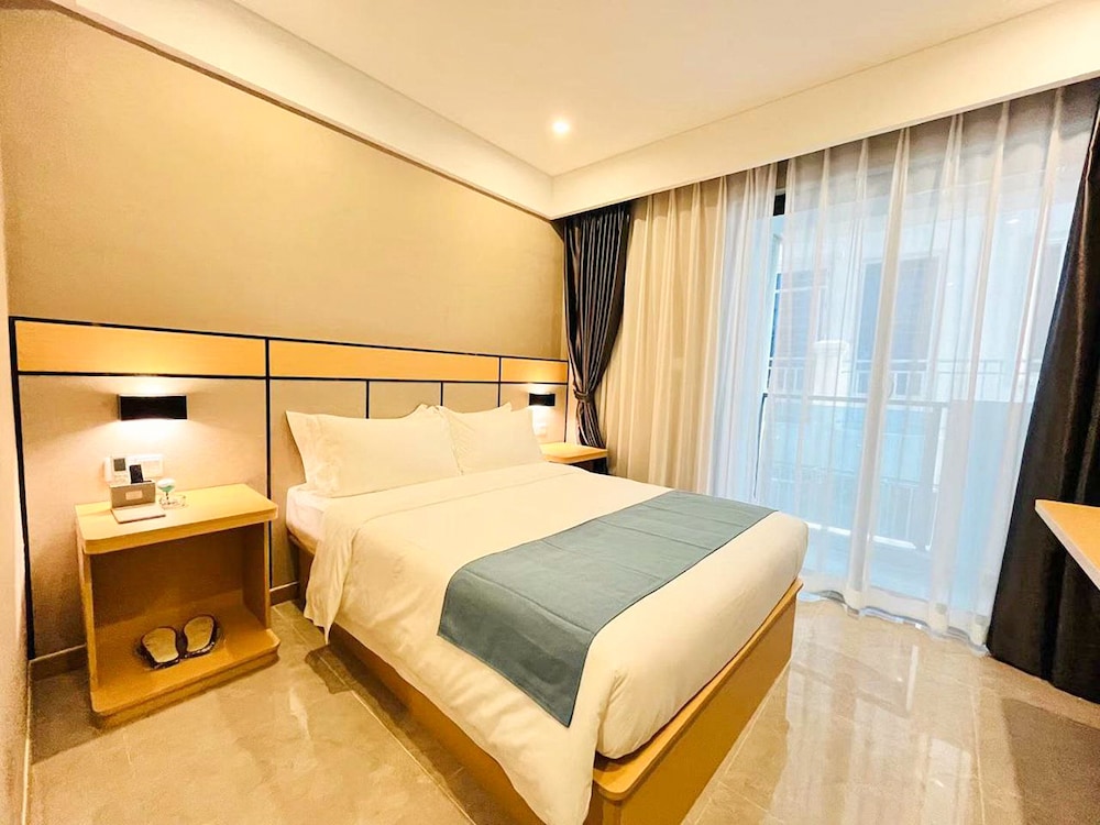 ark hotel