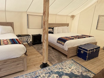 yellowstone dreamin camp