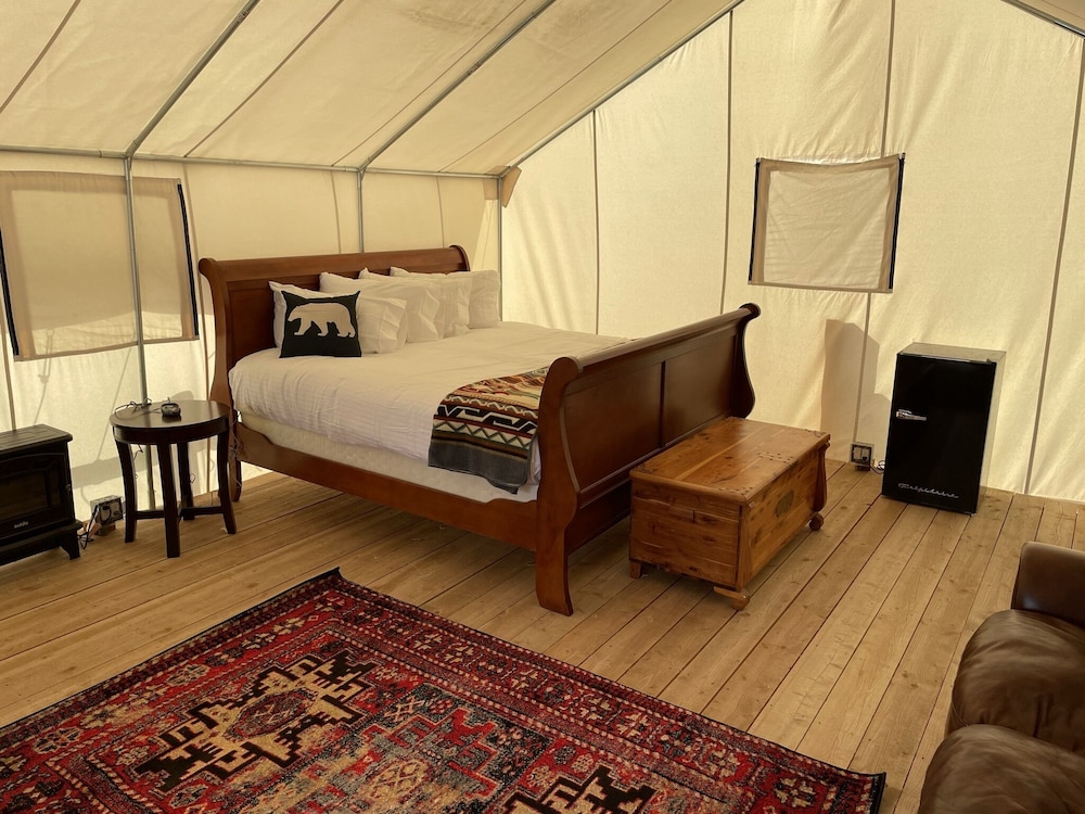 yellowstone dreamin camp
