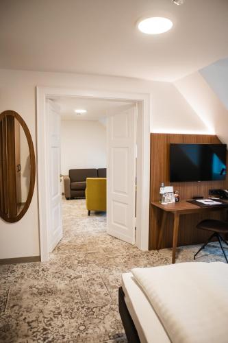 hotel alma am anger