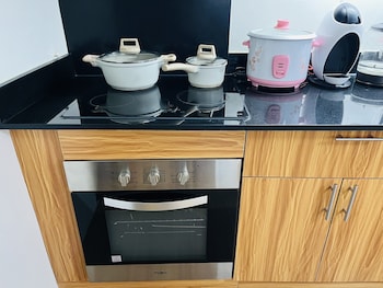 comfycosy 1 br with stunning city view at the loop