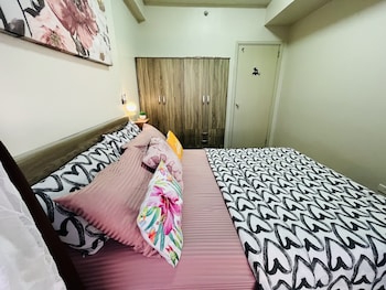 comfycosy 1 br with stunning city view at the loop