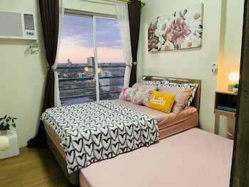 comfycosy 1 br with stunning city view at the loop