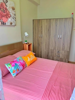 comfycosy 1 br with stunning city view at the loop