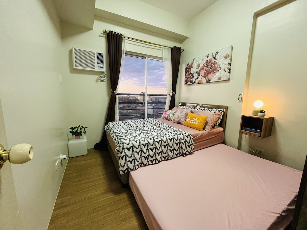 comfycosy 1 br with stunning city view at the loop