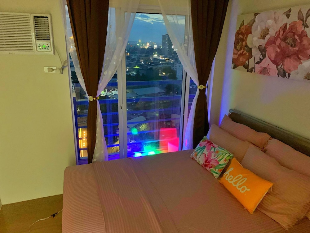 comfycosy 1 br with stunning city view at the loop