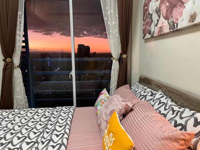 comfycosy 1 br with stunning city view at the loop